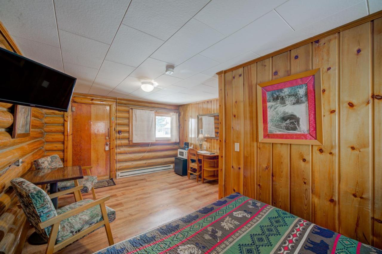 Sportsman'S Lodge Ennis Εξωτερικό φωτογραφία