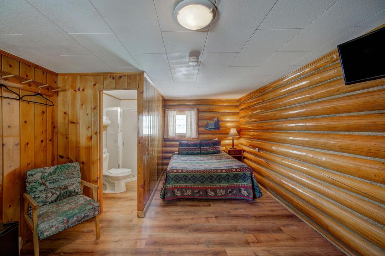 Sportsman'S Lodge Ennis Εξωτερικό φωτογραφία