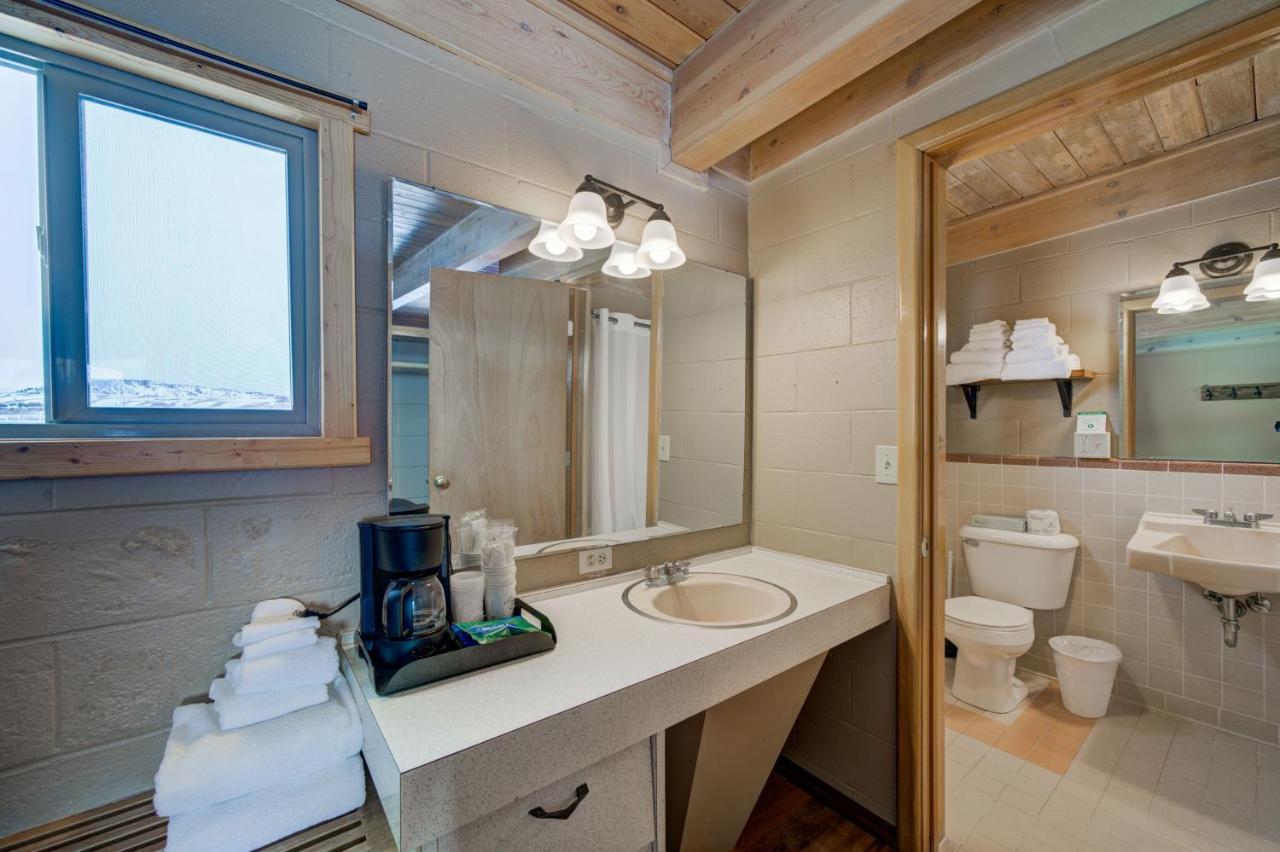 Sportsman'S Lodge Ennis Εξωτερικό φωτογραφία