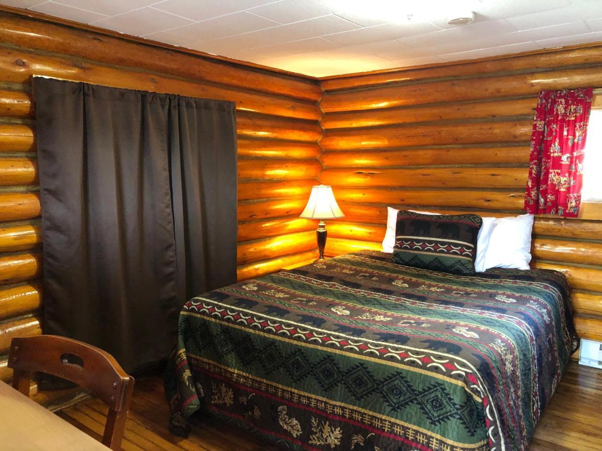 Sportsman'S Lodge Ennis Εξωτερικό φωτογραφία